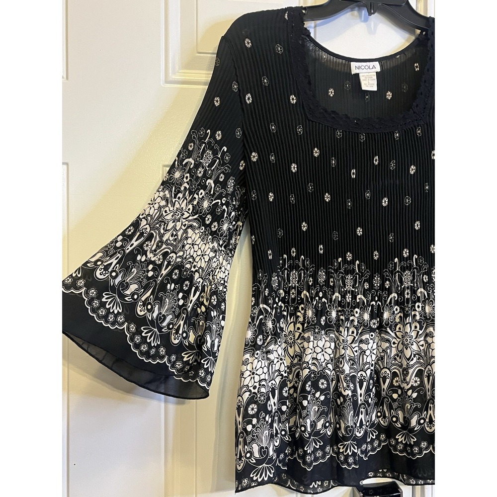 VTG Y2K Nicola Top Large Black White Floral Pleated Bell Sleeve Boho Whimsigoth